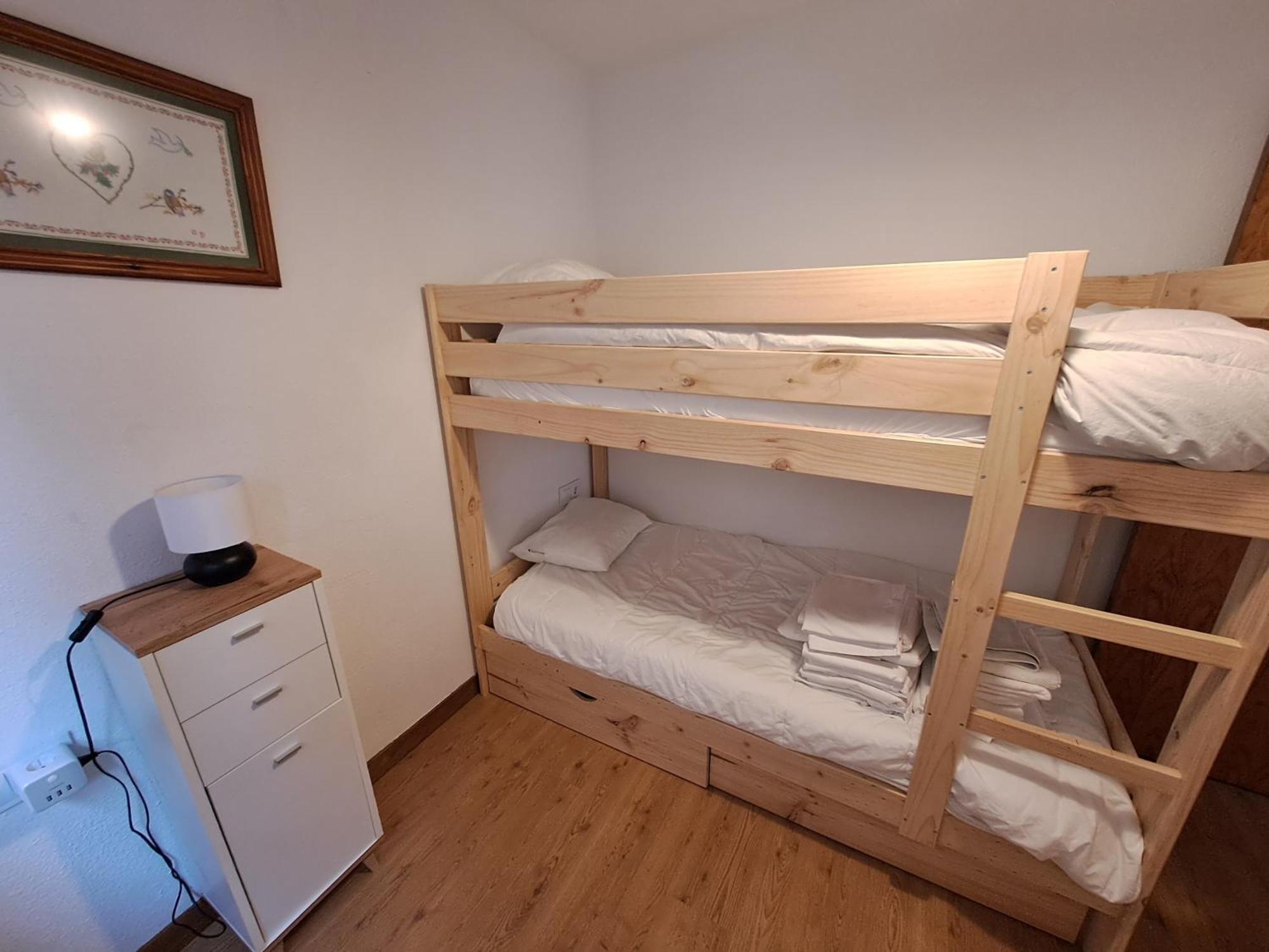 Casa Bihotz - Bonito Y Centrico Apartamento Con Garaje En Sallent Sallent de Gállego Zewnętrze zdjęcie